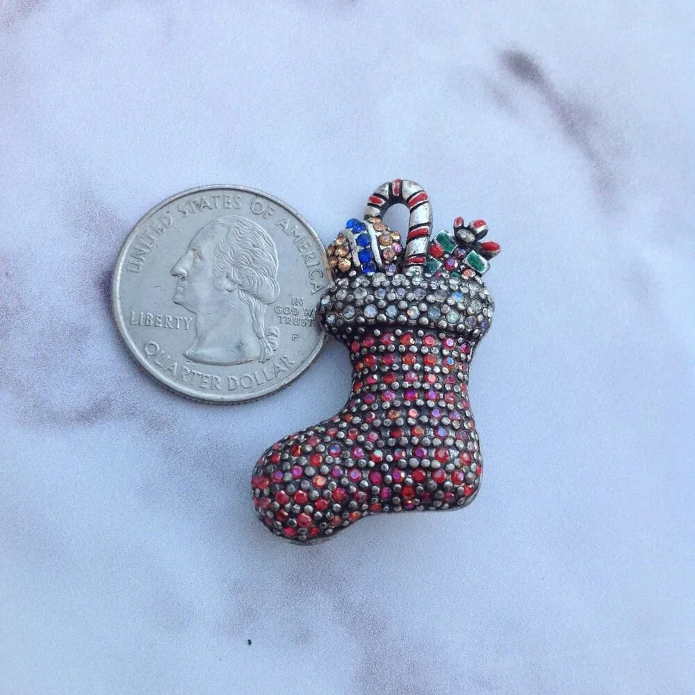 Lia Sophia Pave Crystal CHRISTMAS BROOCH Stocking w Candy + Gifts